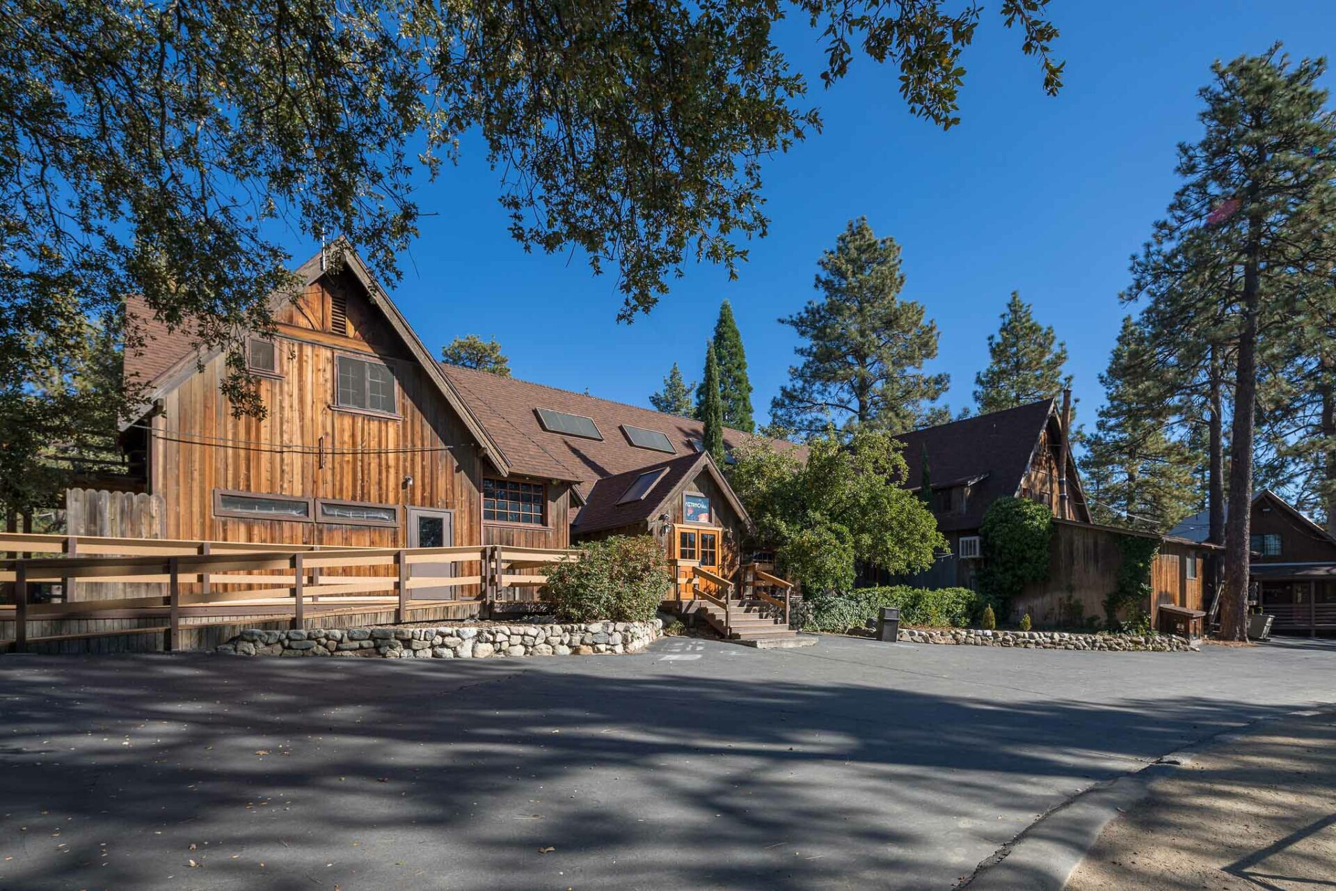 Dining hall in the daytime.